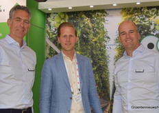 Dolf van der Hoeven in the middle of Marco and Stefan (Metazet FormFlex)